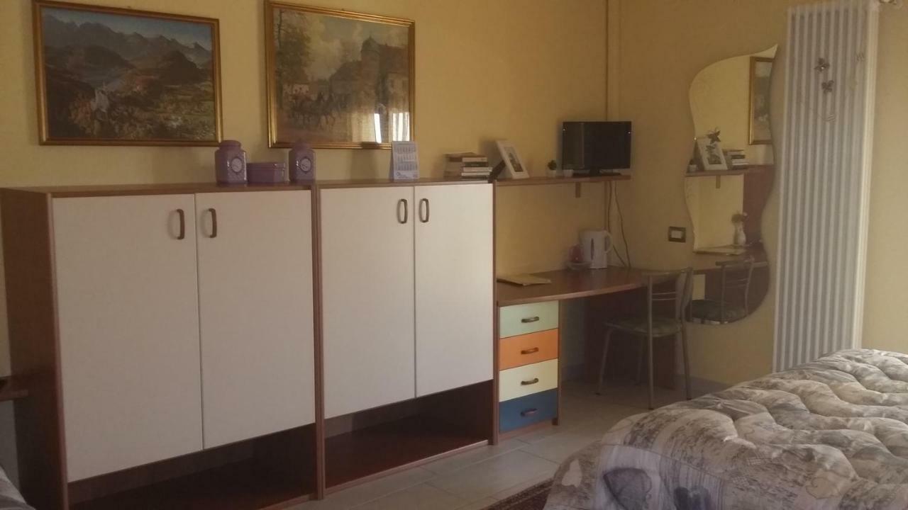 B&B Peschi In Fiore Valeggio sul Mincio Buitenkant foto